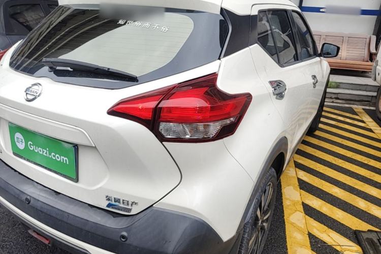 Used Nissan Kicks 2019 1.5L CVT Smart Connect Luxury Edition Right Rear Taillight