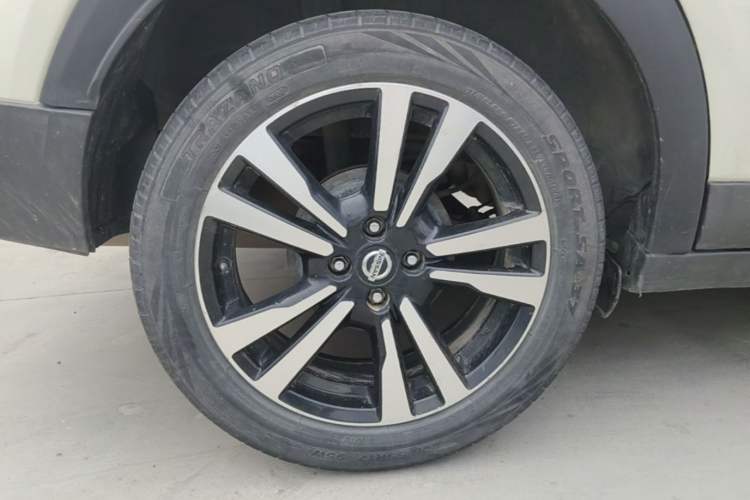 Used Nissan Kicks 2019 1.5L CVT Cool Enjoy Edition Right Rear Wheel Hub