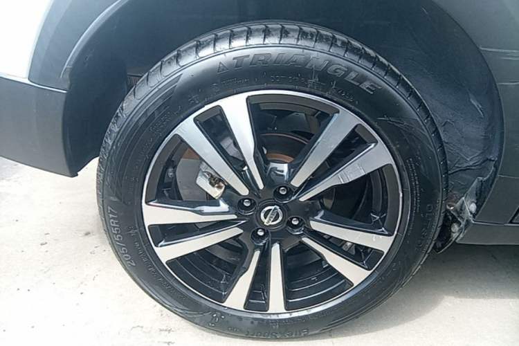 Used Nissan Kicks 2019 1.5L CVT Smart Connect Luxury Edition Right Rear Wheel Hub