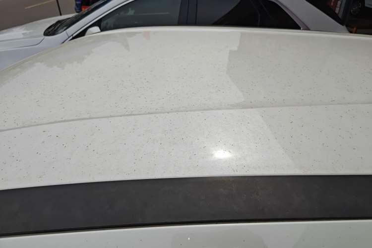 Used Nissan Kicks 2019 1.5L Manual Cool Edition Roof