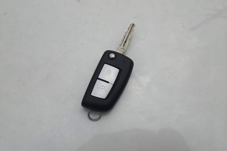 Used Nissan Kicks 2019 1.5L CVT Cool Enjoy Edition Vehicle Key