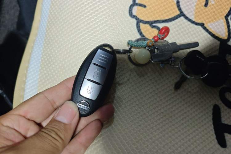 Used Nissan Kicks 2019 1.5L CVT Smart Connect Luxury Edition Vehicle Key