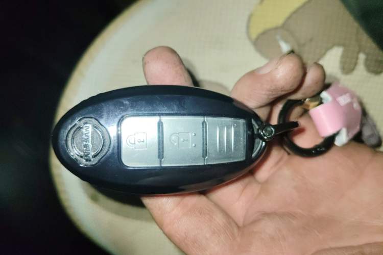 Used Nissan Kicks 2019 1.5L CVT Smart Connect Luxury Edition Vehicle Key