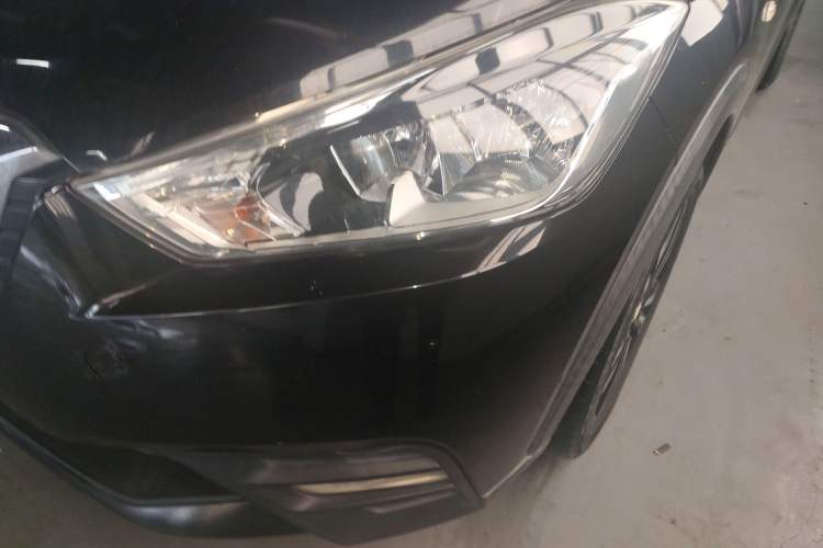 Used Nissan Kicks 2020 1.5L XL CVT Cool Enjoyment Edition Left Front Headlight