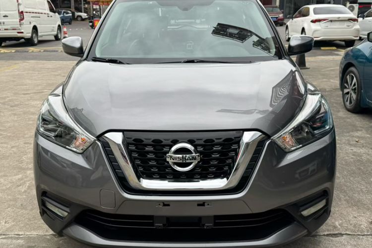 Used Nissan Kicks 2020 1.5L XV CVT Smart Connect Luxury Edition Exterior 5