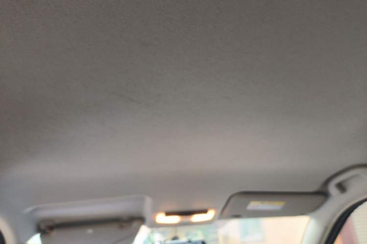 Used Nissan Kicks 2020 1.5L XE Manual Cool Edition Headliner