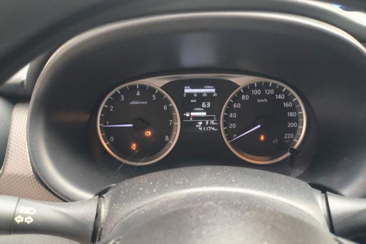 Used Nissan Kicks 2020 1.5L XE Manual Cool Edition Instrument Cluster