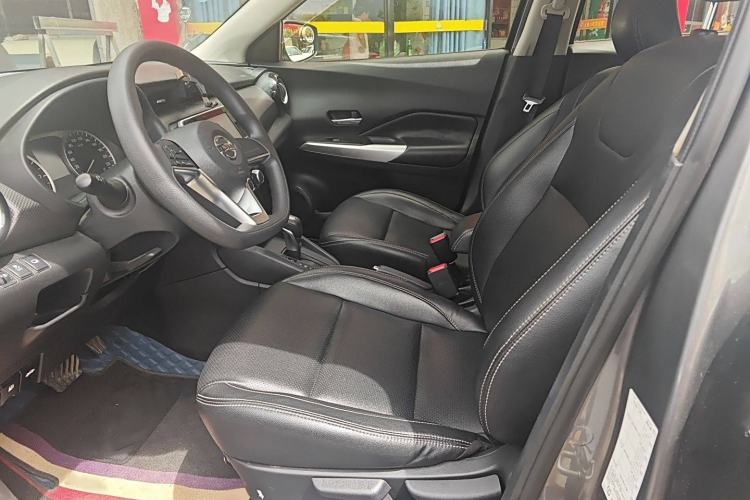 Used Nissan Kicks 2020 1.5L XL CVT Cool Enjoyment Edition Left Front Seat