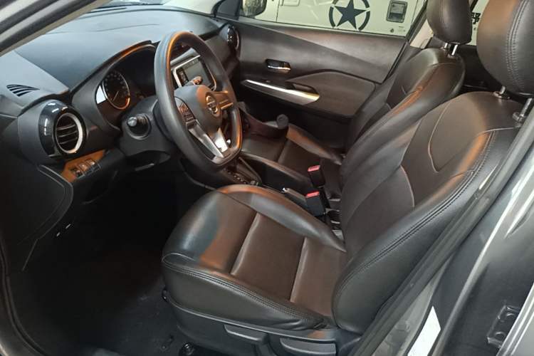 Used Nissan Kicks 2020 1.5L XL CVT Cool Enjoyment Edition Left Front Seat