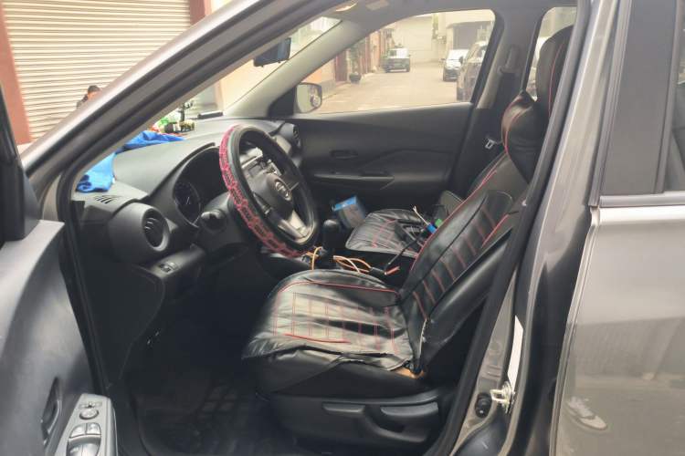 Used Nissan Kicks 2020 1.5L XE Manual Cool Edition Left Front Seat