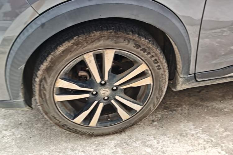 Used Nissan Kicks 2020 1.5L XL CVT Cool Enjoyment Edition Left Front Wheel Hub