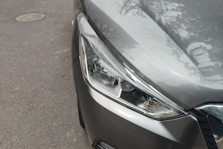 Used Nissan Kicks 2020 1.5L XL CVT Cool Enjoyment Edition Right Front Headlight