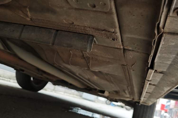 Used Nissan Kicks 2020 1.5L XL CVT Cool Enjoyment Edition Right Side Sill