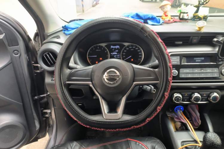 Used Nissan Kicks 2020 1.5L XE Manual Cool Edition Steering Wheel