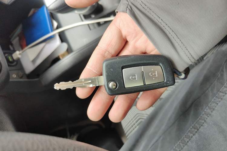 Used Nissan Kicks 2020 1.5L XL CVT Cool Enjoyment Edition Vehicle Key