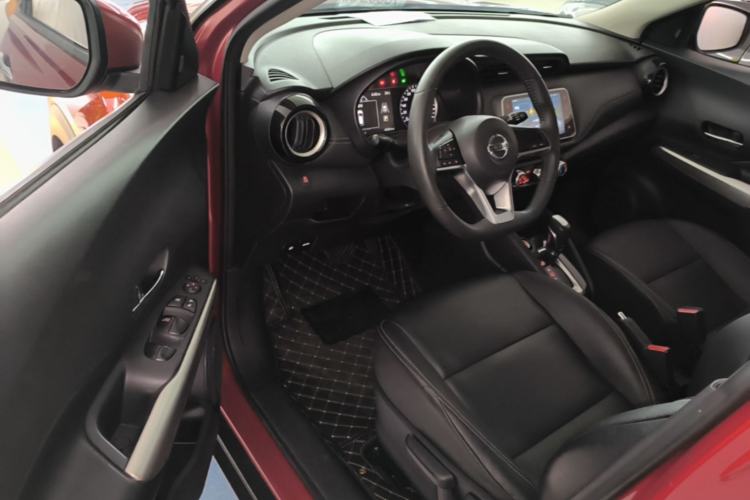 Used Nissan Kicks 2020 1.5L XV TOP CVT Smart Connect Premium Edition Driver Seat