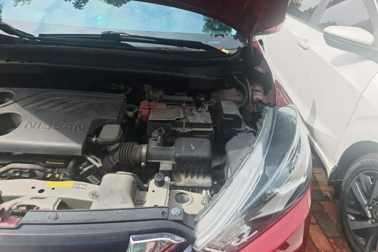 Used Nissan Kicks 2020 1.5L XV CVT Smart Connect Luxury Edition Engine Bay Left