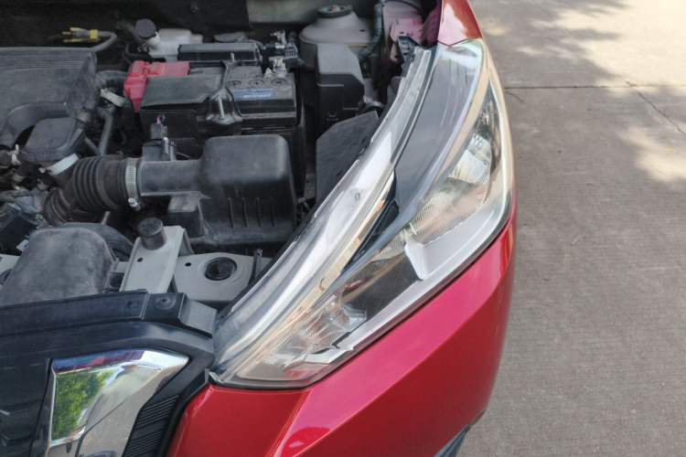 Used Nissan Kicks 2020 1.5L XL CVT Cool Enjoyment Edition Engine Bay Left