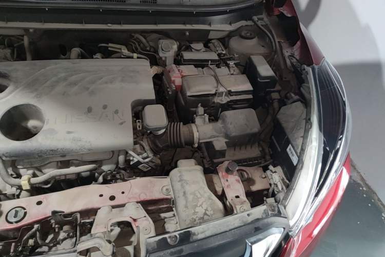 Used Nissan Kicks 2020 1.5L XV CVT Smart Connect Luxury Edition Engine Bay Left