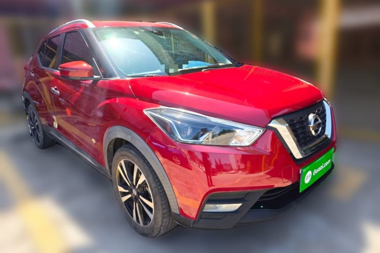 Used Nissan Kicks 2020 1.5L XV TOP CVT Smart Connect Premium Edition Front Right 45 Deg