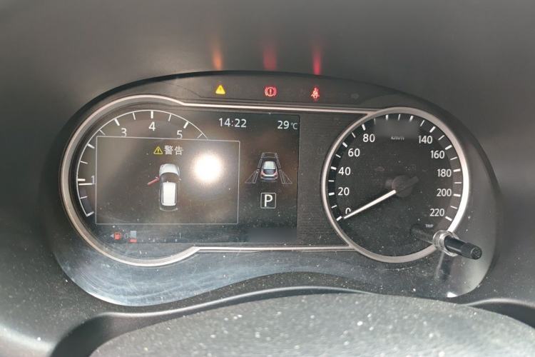 Used Nissan Kicks 2020 1.5L XV CVT Smart Connect Luxury Edition Instrument Cluster