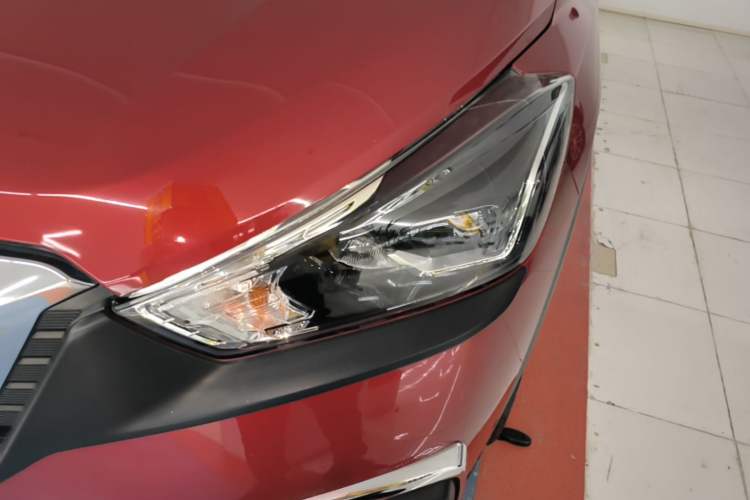Used Nissan Kicks 2020 1.5L XV TOP CVT Smart Connect Premium Edition Left Front Headlight