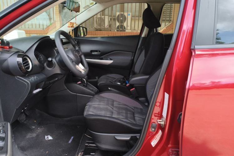 Used Nissan Kicks 2020 1.5L XL CVT Cool Enjoyment Edition Left Front Seat