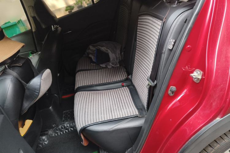 Used Nissan Kicks 2020 1.5L XV TOP CVT Smart Connect Premium Edition Left Rear Seat