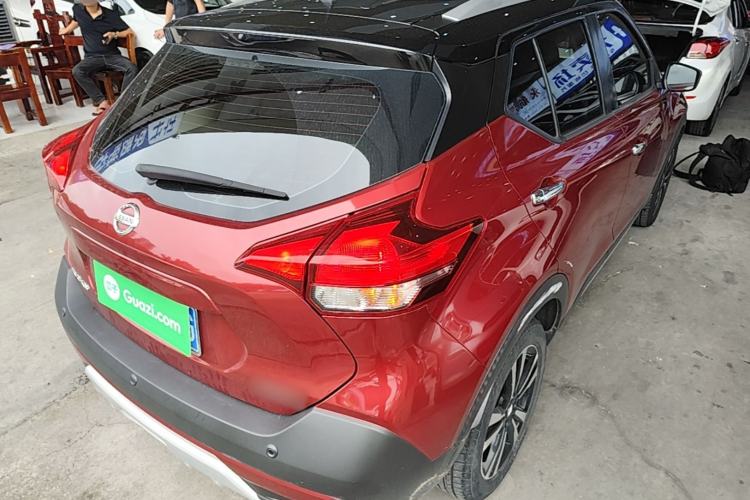 Used Nissan Kicks 2020 1.5L XV TOP CVT Smart Connect Premium Edition Rear Right 45 Deg