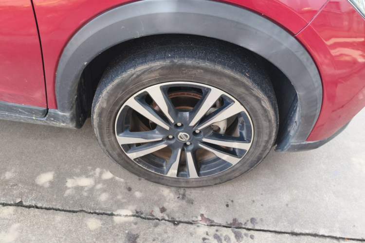 Used Nissan Kicks 2020 1.5L XL CVT Cool Enjoyment Edition Right Front Wheel Hub