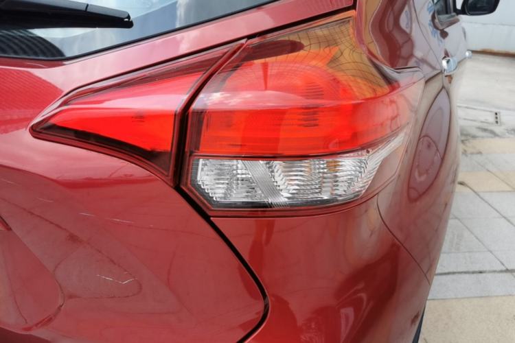 Used Nissan Kicks 2020 1.5L XV CVT Smart Connect Luxury Edition Right Rear Taillight