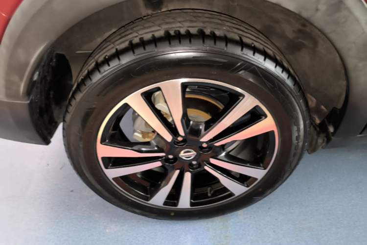 Used Nissan Kicks 2020 1.5L XV TOP CVT Smart Connect Premium Edition Right Rear Wheel Hub