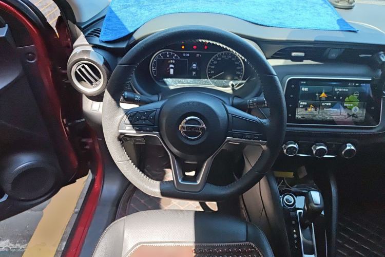 Used Nissan Kicks 2020 1.5L XV TOP CVT Smart Connect Premium Edition Steering Wheel