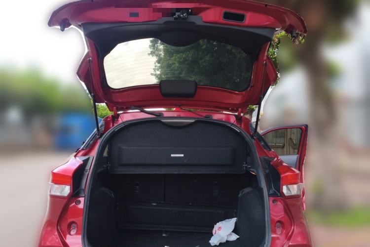 Used Nissan Kicks 2020 1.5L XL CVT Cool Enjoyment Edition Trunk