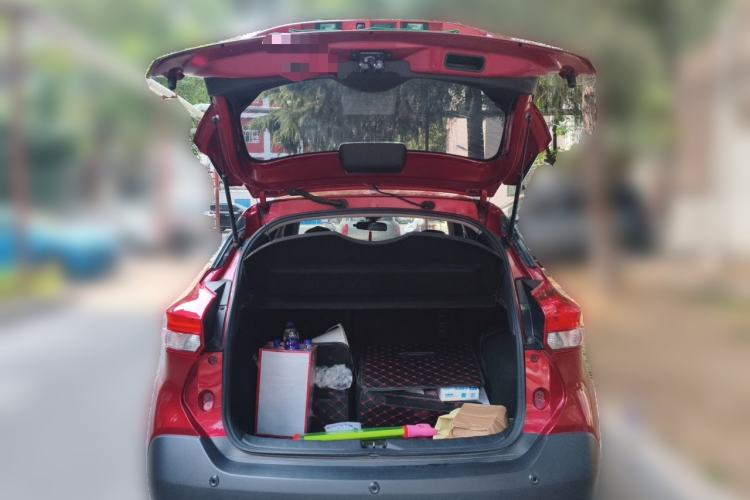 Used Nissan Kicks 2020 1.5L XV TOP CVT Smart Connect Premium Edition Trunk