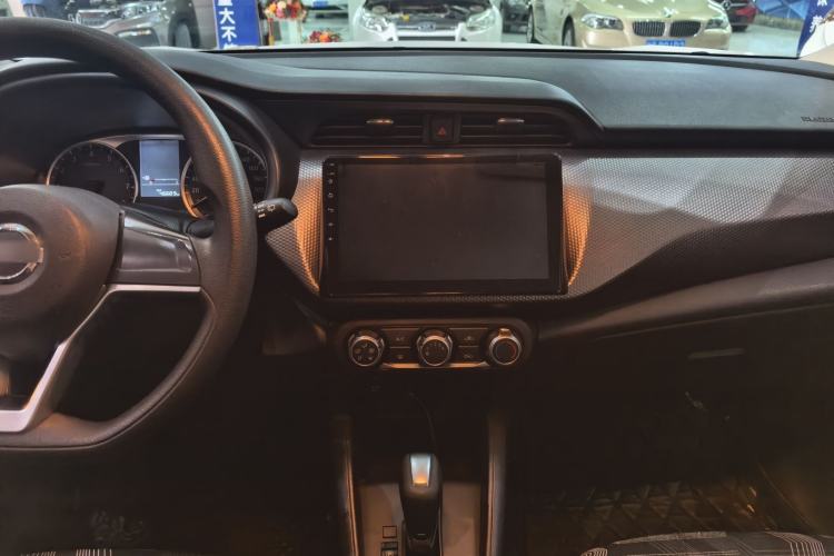 Used Nissan Kicks 2020 1.5L XL CVT Cool Enjoyment Edition Audio And AC Panel