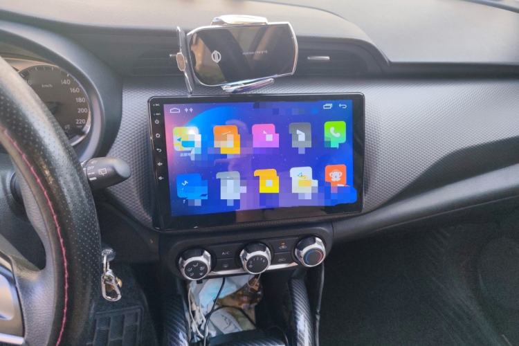 Used Nissan Kicks 2020 1.5L XL CVT Cool Enjoyment Edition Audio And AC Panel