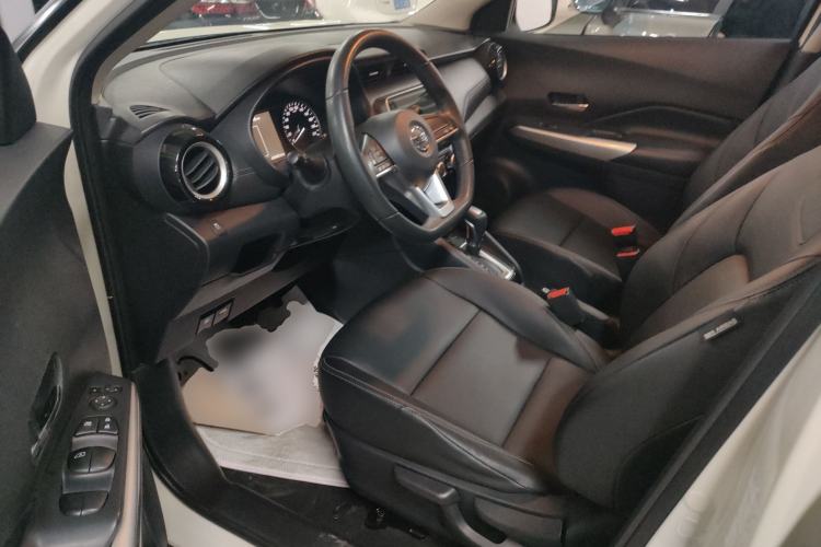 Used Nissan Kicks 2020 1.5L XV CVT Smart Connect Luxury Edition Driver Seat
