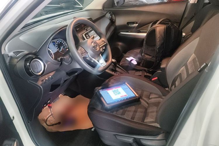 Used Nissan Kicks 2020 1.5L XL CVT Cool Enjoyment Edition Driver Seat