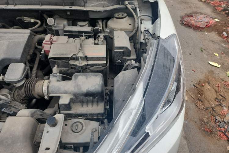 Used Nissan Kicks 2020 1.5L XE Manual Cool Edition Engine Bay Left