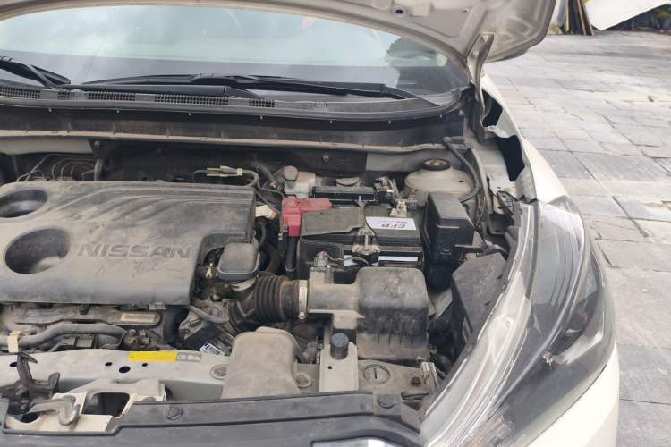 Used Nissan Kicks 2020 1.5L XV CVT Smart Connect Luxury Edition Engine Bay Left