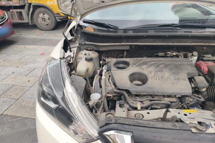 Used Nissan Kicks 2020 1.5L XV CVT Smart Connect Luxury Edition Engine Bay Right