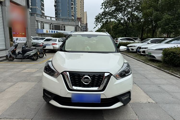 Used Nissan Kicks 2020 1.5L XV CVT Smart Connect Luxury Edition Exterior 1