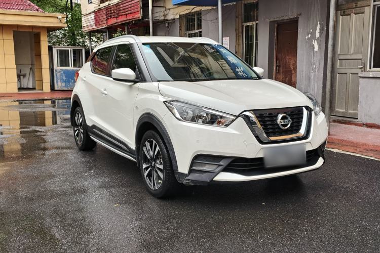 Used Nissan Kicks 2020 1.5L XL CVT Cool Enjoyment Edition Exterior 2