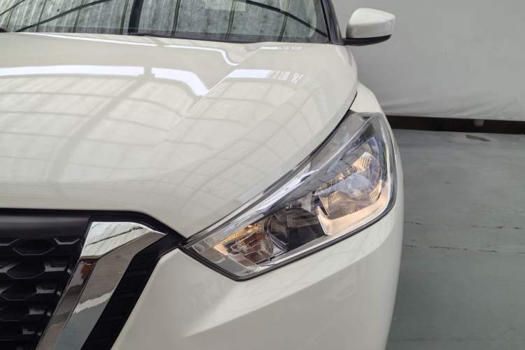Used Nissan Kicks 2020 1.5L XL CVT Cool Enjoyment Edition Exterior 2