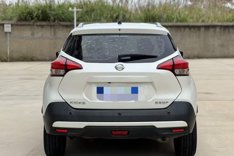 Used Nissan Kicks 2020 1.5L XL CVT Cool Enjoyment Edition Exterior 7