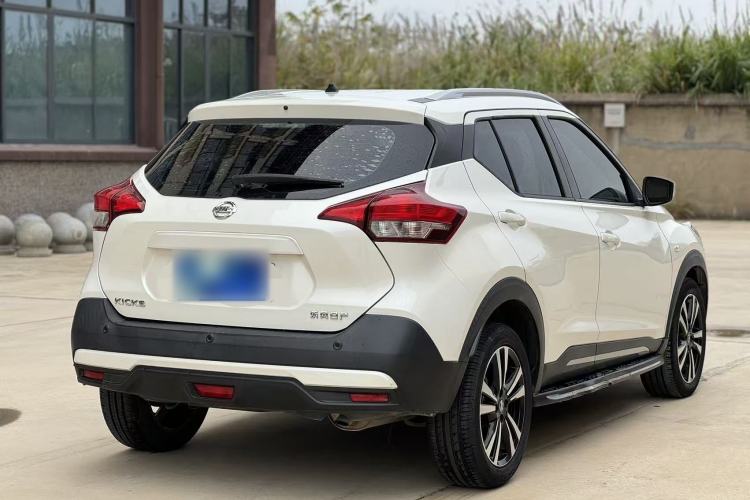 Used Nissan Kicks 2020 1.5L XL CVT Cool Enjoyment Edition Exterior 8