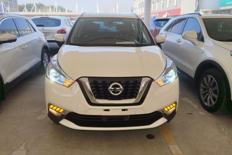 Used Nissan Kicks 2020 1.5L XL CVT Cool Enjoyment Edition Front