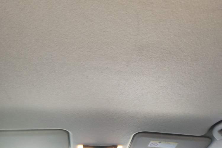 Used Nissan Kicks 2020 1.5L XE Manual Cool Edition Headliner