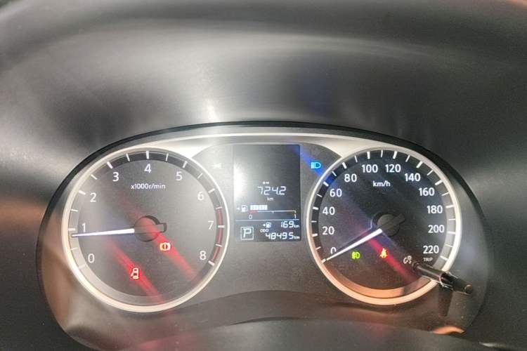 Used Nissan Kicks 2020 1.5L XL CVT Cool Enjoyment Edition Instrument Cluster